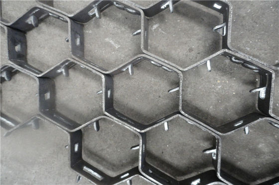 2.0X20X50mm 310S Hex Mesh Refractory Lining China Manufacturer